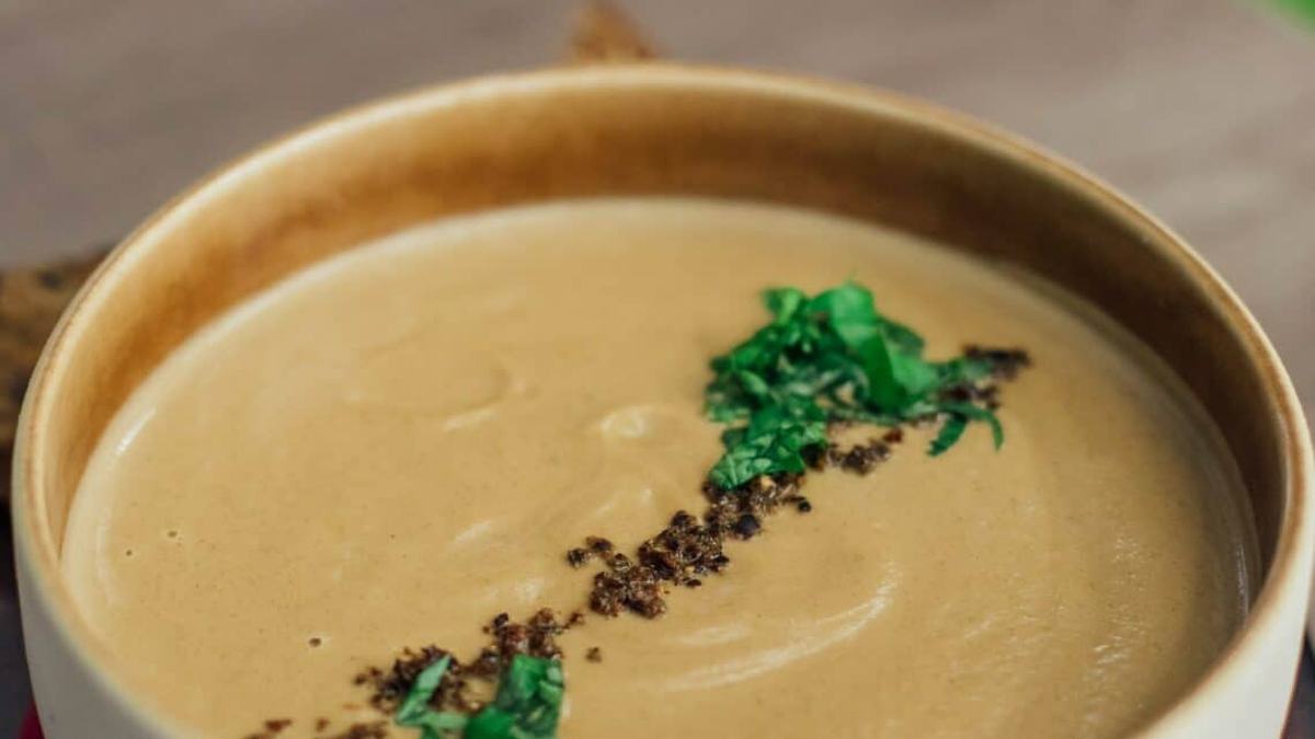 Velouté de radis noir et pomme de terre, la recette d'Hélène